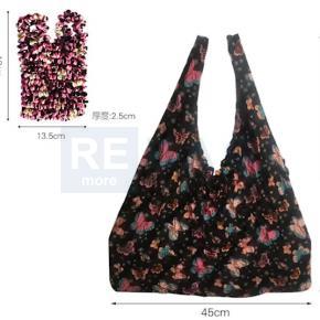 Elastic shopper bag